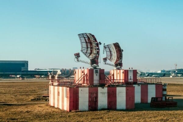 Radar in airport and air traffic control