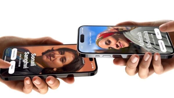 two phones exchanging details by 'bumping' together great networking tips